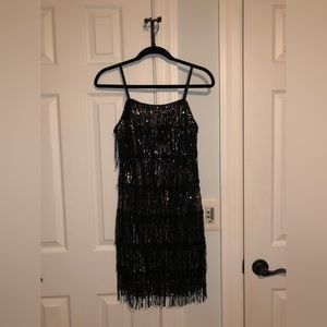 NEW YEARS OR ROARING 20s Fringe and Sparkle Dress! Size 6.
